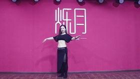 肚皮舞骆驼动作视频,领略中东风情舞韵