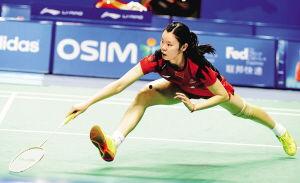 李雪芮比赛视频,逆境崛起,展现羽毛球女神风采